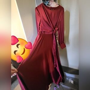 Elegant Burgundy Long Sleeve Dress